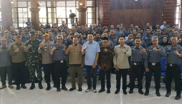 200 Linmas Dilatih Jadi Garda Terdepan Kesipasigaan Bencana hingga Perlindungan Sosial