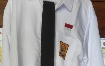 Pemerintah Kabupaten Jombang, Jawa Timur memastikan program seragam gratis 2026 bagi peserta didik baru tetap dilanjutkan.