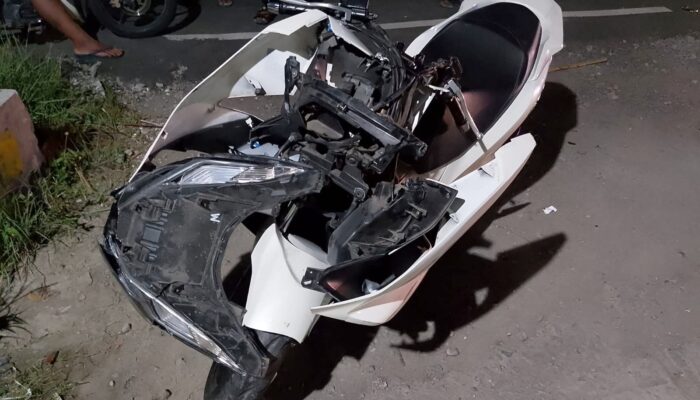 Tabrak Truk Parkir Rusak di Jombang, Seorang Pemotor Tewas