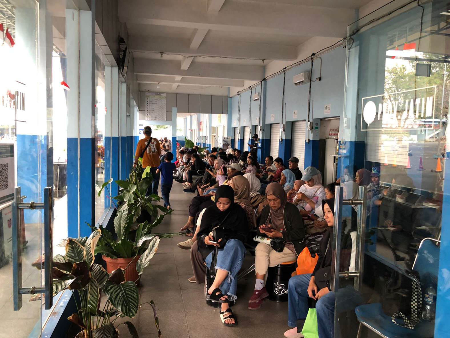 Terminal Batu Nampak Hidup Lagi, Trans Jatim Diserbu Ratusan Penumpang