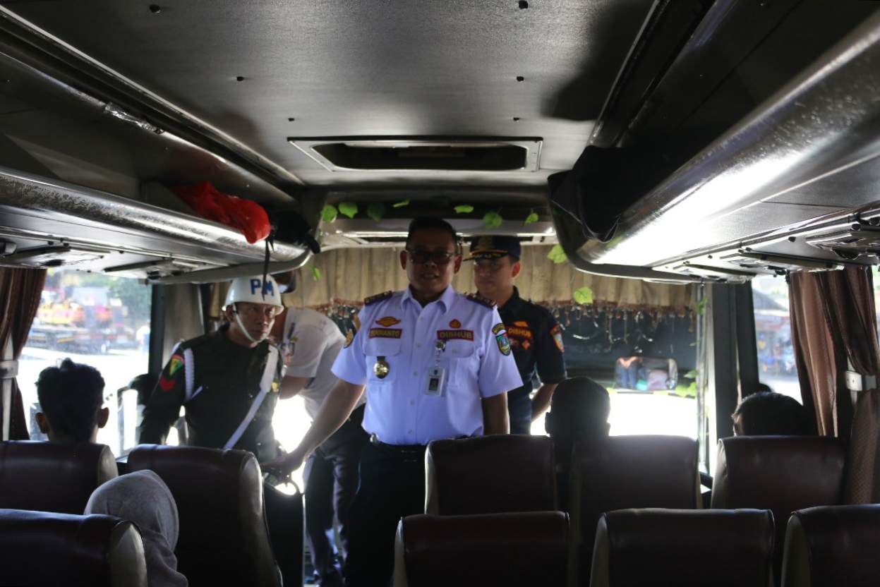 Jelang Nataru, Dishub Jombang Gelar Operasi Gabungan Penertiban Angkutan
