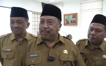 Kabupaten Jombang, Jawa Timur kembali mencatat prestasi nasional. Pemerintah Kabupaten (Pemkab) Jombang menerima Penghargaan Perlindungan Konsumen Tahun 2025 sebagai Daerah Tertib Ukur 2024 Tingkat Nasional, berkat komitmen kuat dalam memastikan keakuratan alat ukur di seluruh sektor perdagangan.