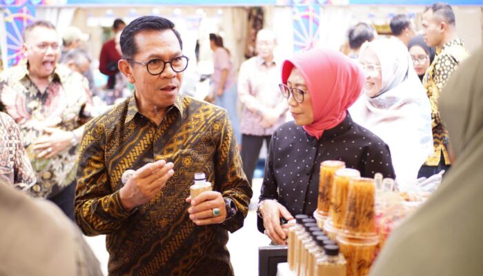 Pemkot Batu Perkuat UMKM Lewat Pasar Rakyat UMi 2025, Dorong Sinergi Pusat-Daerah