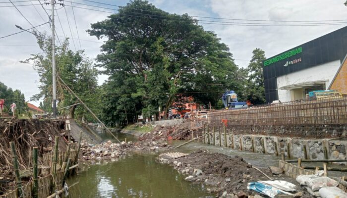 Minus 7 Persen, Kontraktor Proyek Jembatan Gedung Kesenian Jombang Ajukan Addendum Waktu