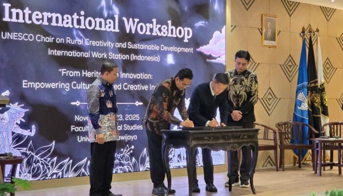 FIB Universitas Brawijaya Bersama UNESCO Resmikan Work Station