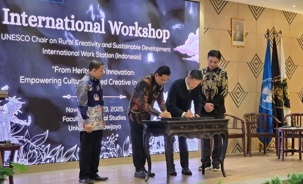 FIB Universitas Brawijaya Bersama UNESCO Resmikan Work Station