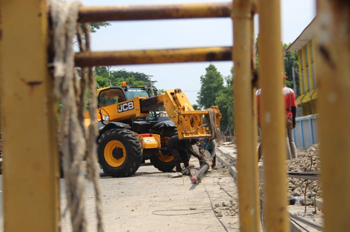 Pemerintah Kabupaten (Pemkab) Jombang, Jawa Timur, menyiapkan langkah strategis untuk menata infrastruktur jaringan internet yang selama ini dinilai semrawut.