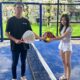 Tren olahraga padel mulai merambah Kota Batu. Senyum World Hotel/Hotel Senyum resmi menghadirkan lapangan padel pertama di Kota Batu yang berlokasi di lantai 10 hotel, menawarkan pengalaman bermain berbeda dengan pemandangan alam terbuka dan udara sejuk pegunungan.