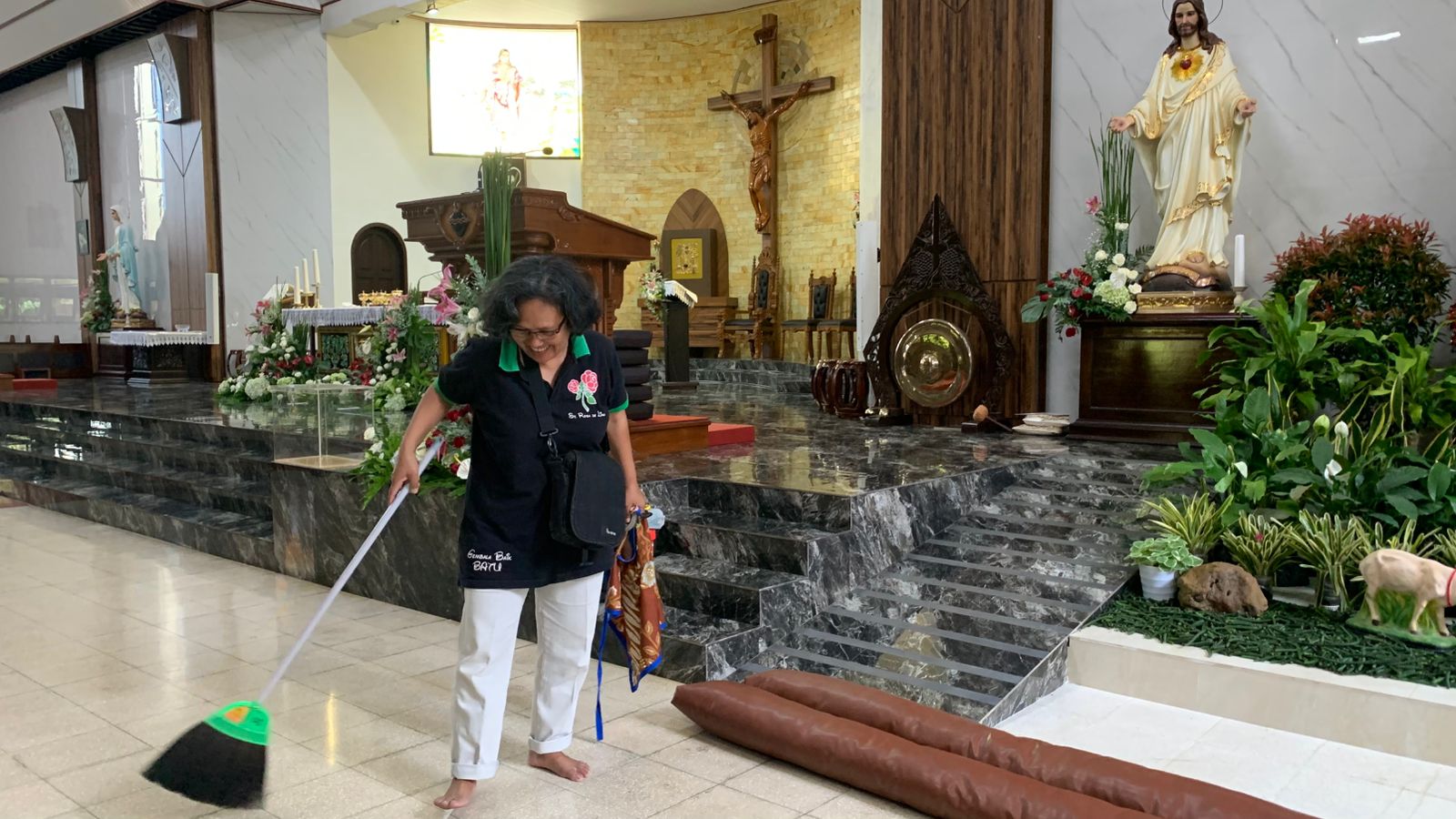 Gereja Katolik Gembala Baik Batu Matangkan Persiapan Ibadah Natal