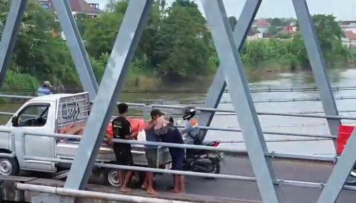 ECOTON Soroti Bahaya Kesehatan dan Lemahnya Pengawasan DLH Jombang, Soal Kasus Pembuangan Limbah