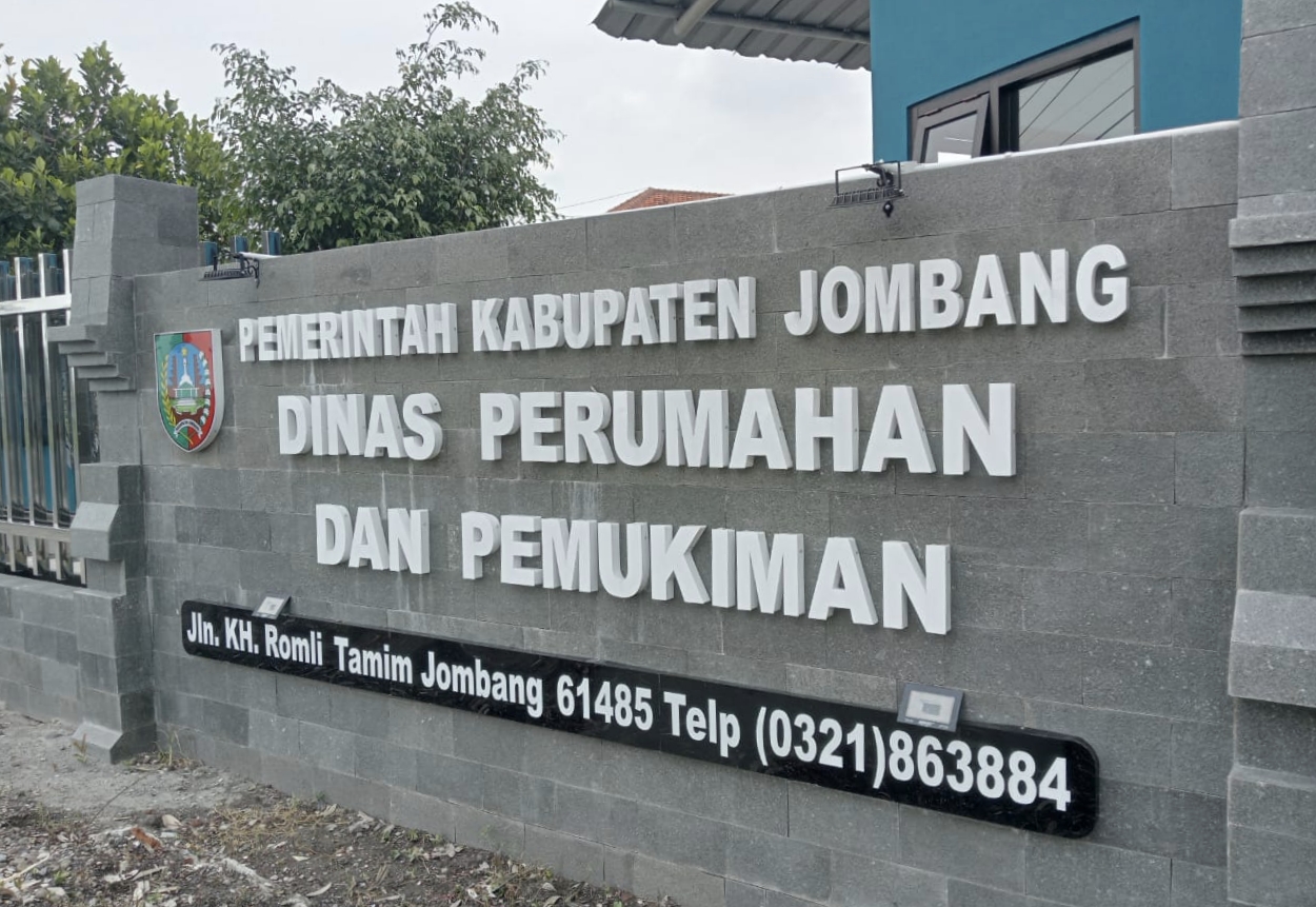 Komisi C DPRD Kabupaten Jombang, Jawa Timur menggelar rapat dengar pendapat (RDP) dengan Dinas Perumahan dan Permukiman (Perkim) Jombang.