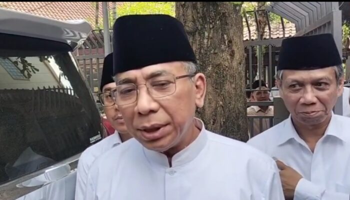Siap Penuhi Arahan Kiai Sepuh NU, Gus Yahya Silaturahmi ke Tebuireng Jombang