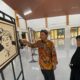 Peduli Korban Bencana Alam, Guru di Jombang Galang Donasi dengan Gelar Pameran Lukisan Pasir