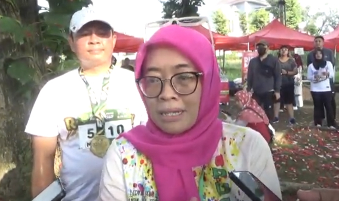 Ribuan warga berkumpul di kawasan Bess Resort & Waterpark Lawang untuk mengikuti 'Puskesmas Lawang Running Fest 5K 2025’ sebagai bagian dari penutupan Hari Kesehatan Nasional ke-61 pada Minggu pagi (7/12).