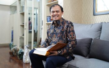 Infobank Nobatkan Fahmi Hidayat Dirut PJT I Top Young CEO