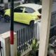 Detik-Detik Mobil Tabrak Tiang Listrik di Tlogomas Malang Terekam CCTV, Nyaris Tabrak Pemotor