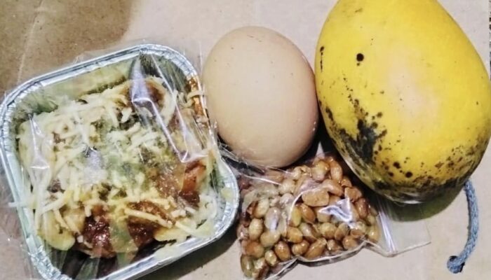 Menu MBG Tak Layak Konsumsi, Wali Murid di Jombang Mengeluh