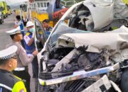 Microsleep di Tol Malang–Pandaan, Liburan Berujung Duka Dua Penumpang Tewas