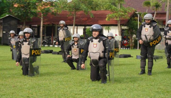 Kapolres Jombang Pimpin Latihan Dalmas, Uji Kesiapsiagaan Personel Hadapi Demo