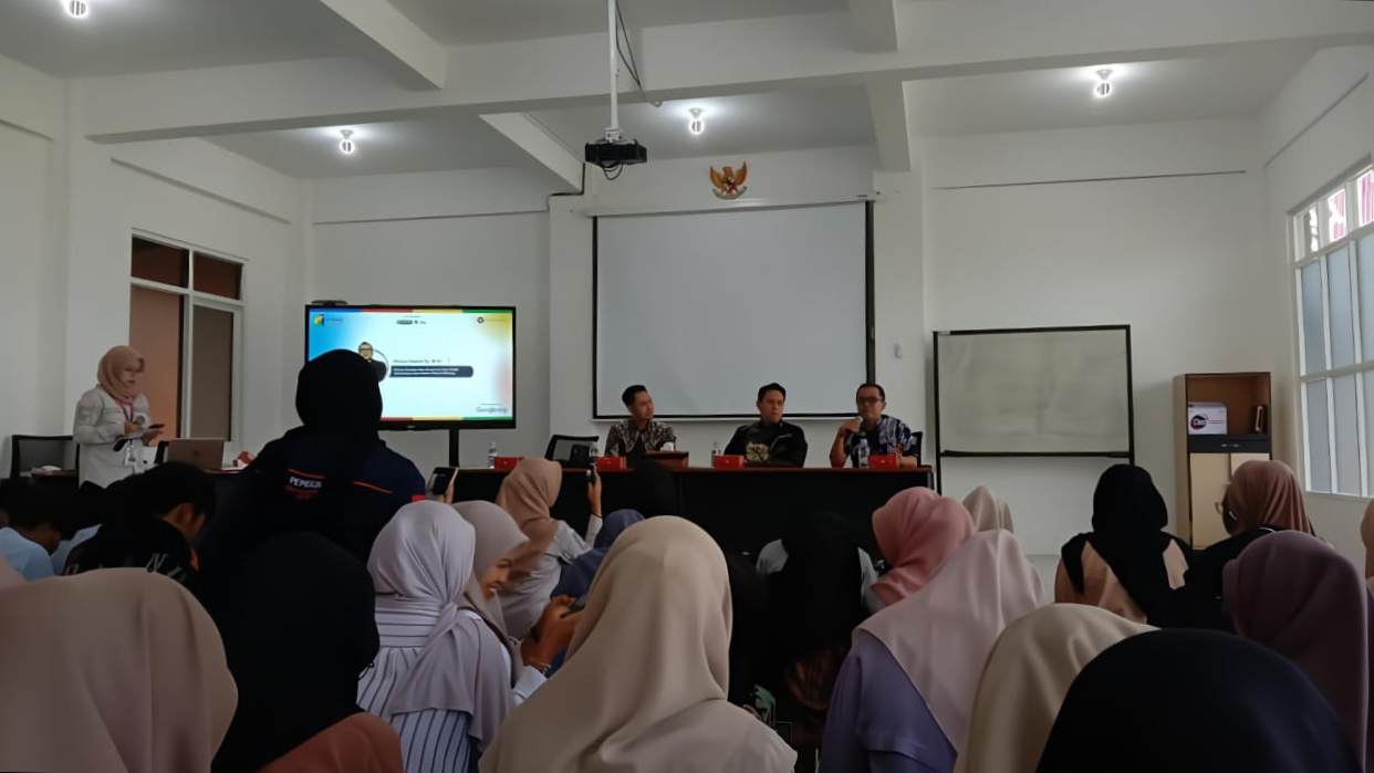 FISIP UNIRA Malang Siapkan Mahasiswa Hadapi Revolusi AI ASEAN