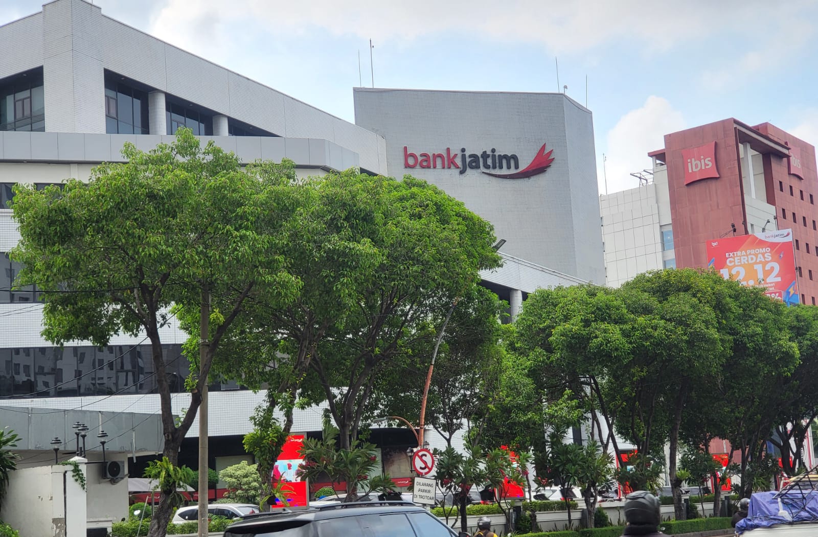 Kantor pusat Bank Jatim di Jl. Basuki Rakhmad 98-104, Surabaya, Jawa Timur. (Foto: Sudutkota.id/aa)