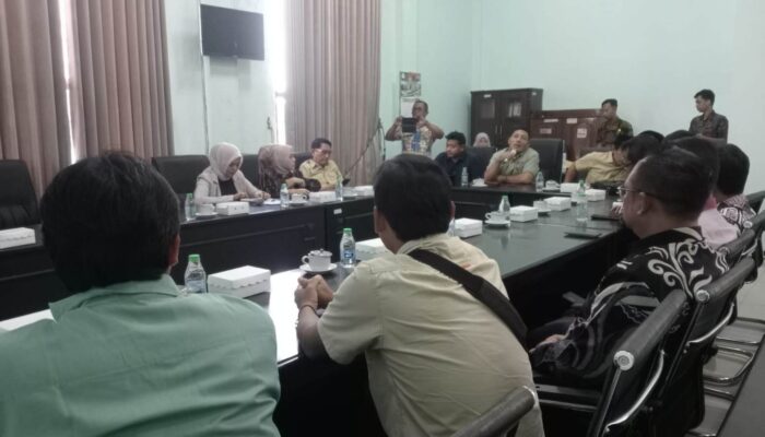 Komisi C DPRD Jombang Sebut, Bangunan Tugu 1 Miliar yang Ambruk Salah Perencanaan