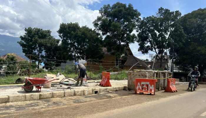 DPUPR Batu Berpacu Waktu, Kebut Proyek Pedestrian di Akhir Tahun