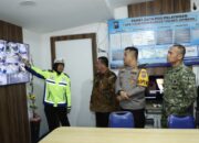Pemerintah Kabupaten (Pemkab) Jombang, Jawa Timur menunjukkan komitmen menjaga keamanan dan kenyamanan perayaan Natal 2025, Bupati Jombang Warsubi bersama jajaran Forkopimda Jombang melakukan kunjungan ke sejumlah gereja dan pos pengamanan Natal dan Tahun Baru (Nataru).