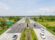 Antisipasi Lonjakan Kendaraan pada Libur Nataru, Penyedia Tol Jomo Siagakan 12 Mobile Reader Tambahan