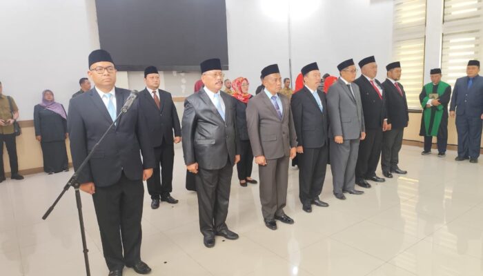 Bupati Warsubi Kukuhkan Kembali Kepala OPD Pejabat Eselon II