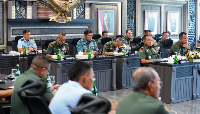 Panglima TNI Ikuti Rapim Kementerian Pertahanan dan TNI Tahun 2026