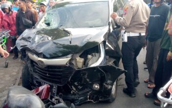 Kepolisian merilis daftar lengkap korban kecelakaan lalu lintas (laka lantas) beruntun di Jalan Raya KH Hasyim Asy’ari, Dusun Parimono, Desa Plandi, Kecamatan Jombang, Kabupaten Jombang, Jawa Timur, yang terjadi pada Minggu (25/1/2026) sore kemarin.