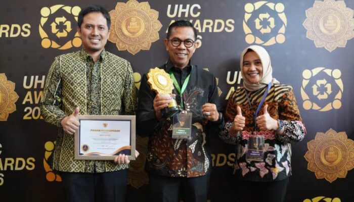 Komitmen Nyata Lindungi Kesehatan Warga, Kota Batu Sabet UHC Award 2026