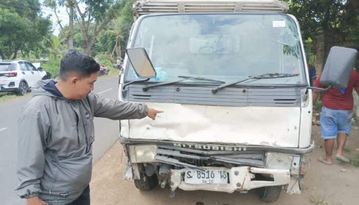 Laka Maut di Ngoro Jombang, Mobil Raize Adu Banteng dengan Truk