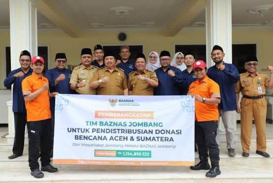 Bupati Berangkatkan Tim BAZNAS Jombang yang Salurkan Donasi Rp1,1 M ke Sumatera dan Aceh