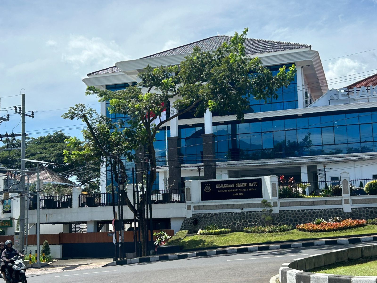 Tongkat Komando Kejari Batu Berganti, Arya Gantikan Andy