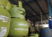 Pertamina Patra Niaga Perkuat Pasokan Energi, Tambah 813.800 Tabung LPG 3 Kg Selama Libur Panjang Isra Mikraj di Jatim