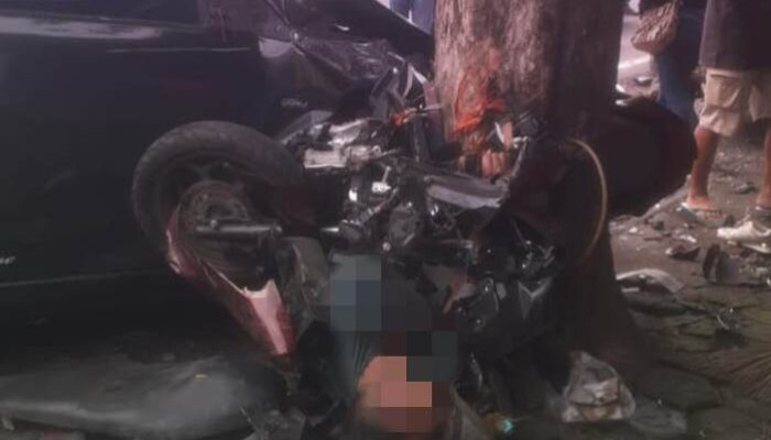 Mobil Avanza Seruduk Enam Motor di Jombang, Satu Orang Meninggal Dunia