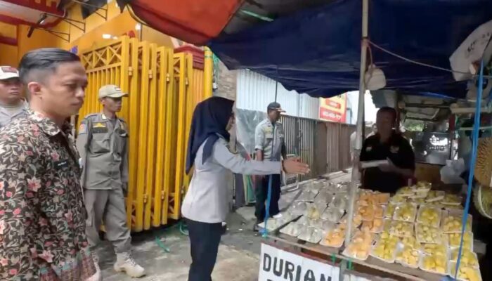 Parkir Semrawut Picu Macet, Dishub Jombang Turun Tangan di Pusat Kota