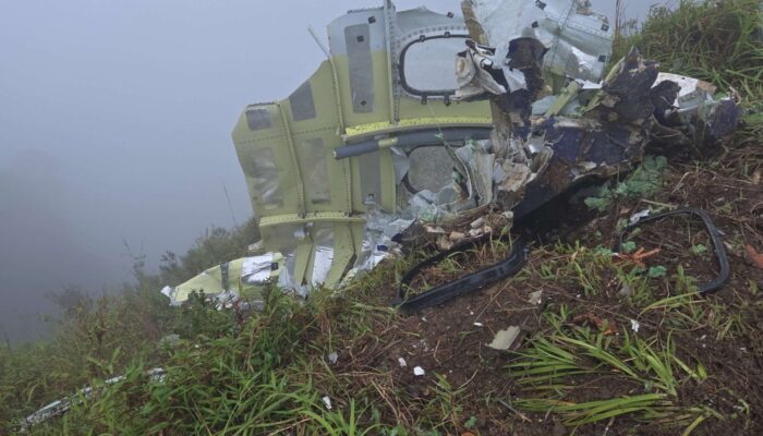 Pesawat ATR 42-500 Hilang Ditemukan Jadi Serpihan di Kawasan Gunung Bulusaurung