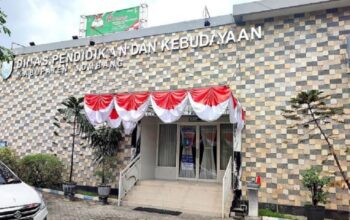Pemerintah Kabupaten (Pemkab) Jombang, Jawa Timur menyiapkan anggaran Rp1,8 miliar dari APBD 2026 untuk merehabilitasi 19 sekolah dasar negeri (SDN) di berbagai kecamatan.