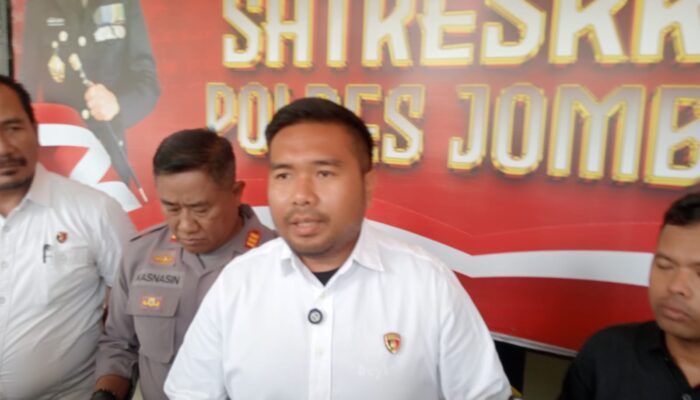 Pencurian Tiang Listrik dan Kabel Fiber Optik di Jombang Terbongkar, 4 Orang Ditangkap