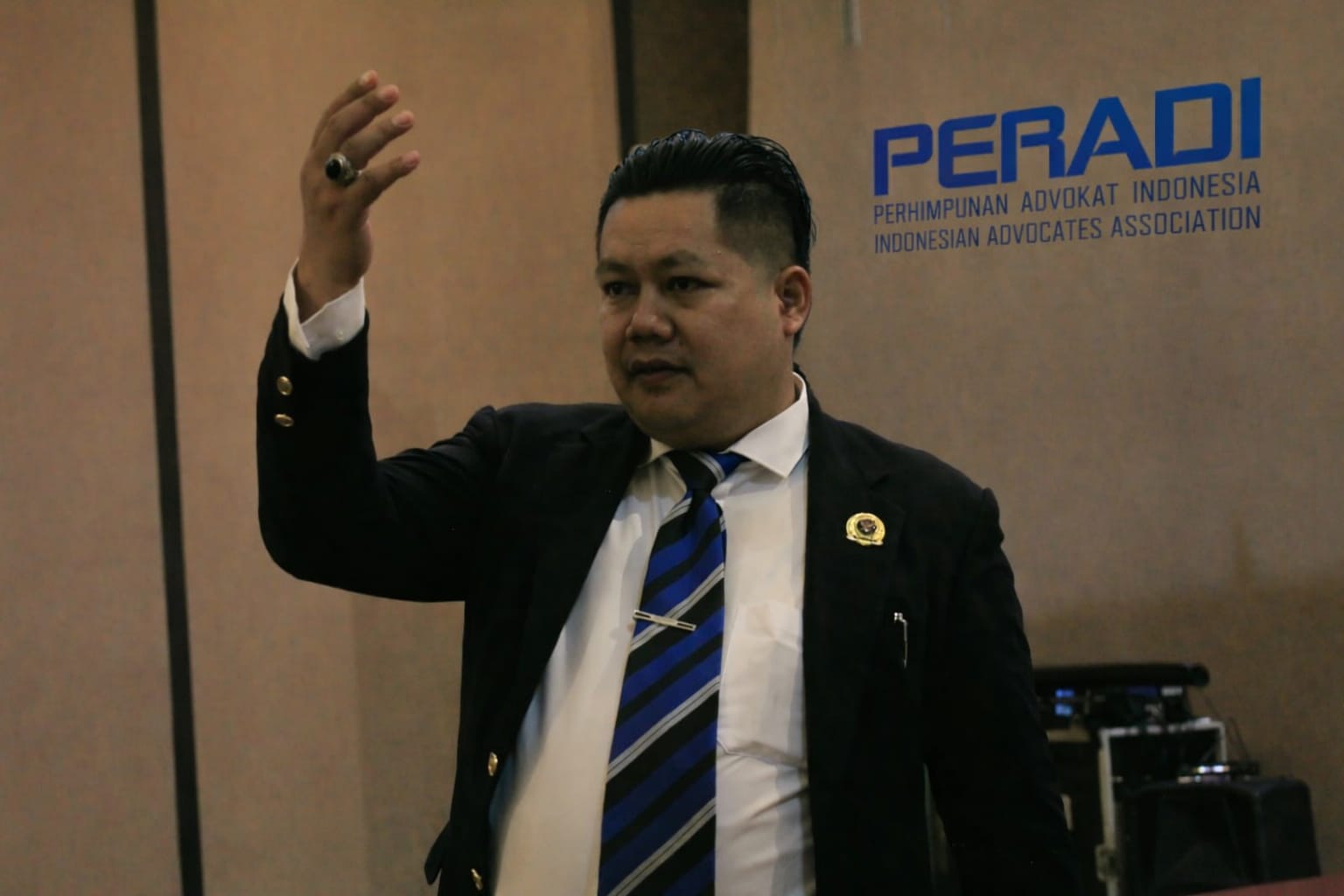 Hussairi Ajak Advokat Kembali Bersatu Bangun PERADI