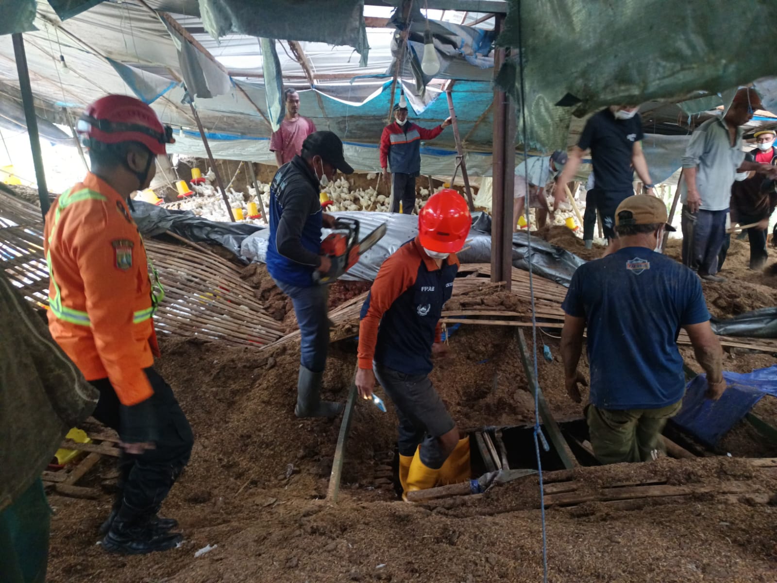 Korban Bertambah, Kandang Ayam Ambruk di Wonosari Renggut Dua Nyawa