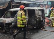 Mobil Grandmax Ludes Terbakar Saat Dilas, Api Merembet ke Bengkel dan Toko di Blimbing