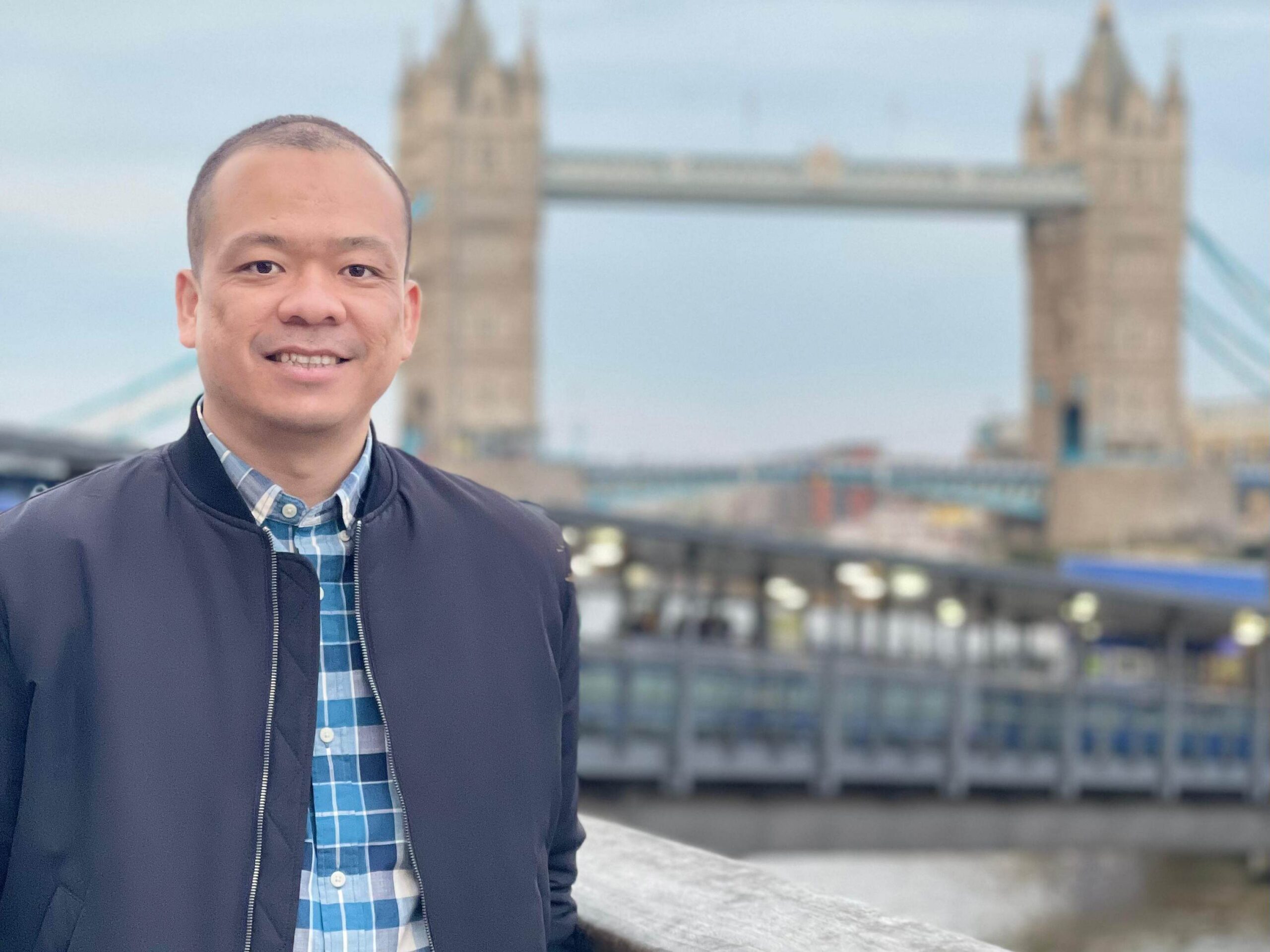 Dari Lensa Kamera dan Tulisan ke Tongkat Komando: Jejak Intelektual AKBP Muhamad Taat Resdianto