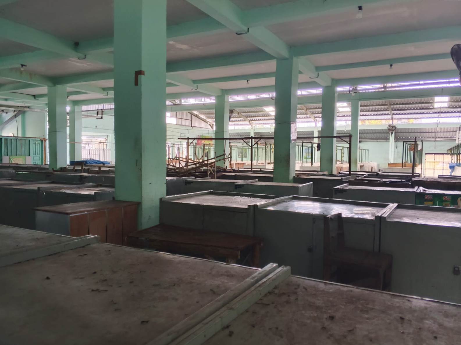 Pasar Perak Jombang Terpuruk, 50 Kios Masih Kosong dan Tunggu Kebijakan Pemkab yang Tak Jelas