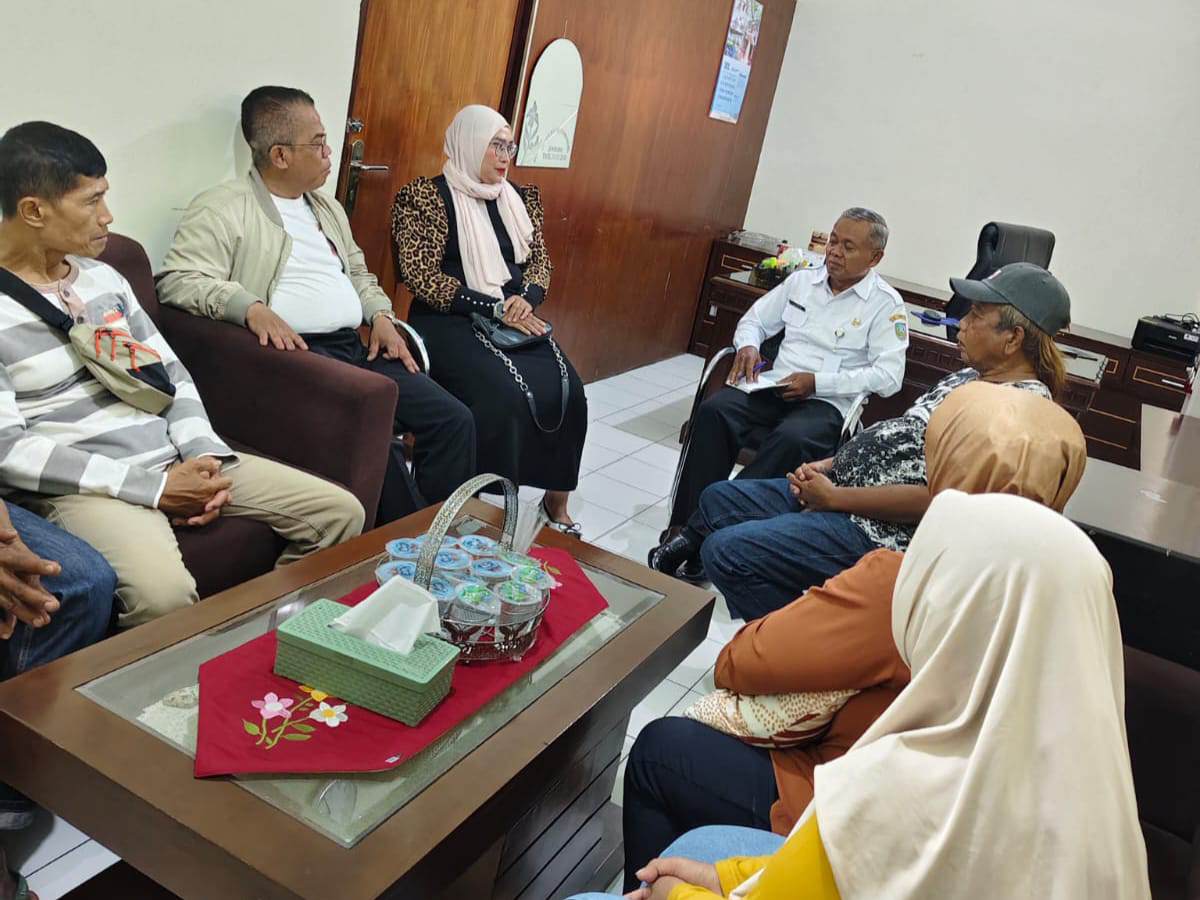 Omzet Anjlok, Pedagang Daging Sapi Jombang Keluhkan Masuknya Daging dari Krian