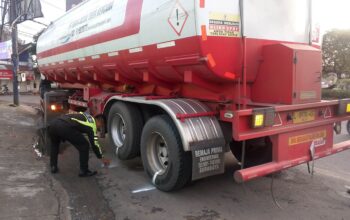 Laka Lantas Maut Jombang Pagi Hari, Motor Terlindas Truk Tangki di Embong Miring Denanyar