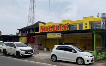 Ritel Modern Nyaris Buka di Cukir Jombang, Pedagang Kecil Waswas Omzet Tergerus